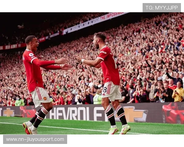 曼联的球队氛围需通过成绩与引援同步改善，曼联近年引援