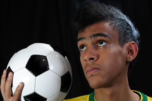 九游网游官网-中国足球俱乐部强化战术创新与实战能力，中国足球俱乐部强化战术创新与实战能力的关系